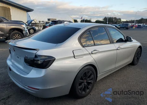 2013 BMW 328 Xi из США, поврежденный, VIN WBA3B3C56DF537729